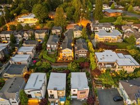 6511 108th Avenue NE 3, Kirkland WA 98033