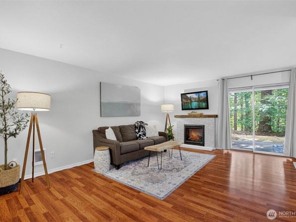 15433 Country Club Drive B102, Mill Creek WA 98012