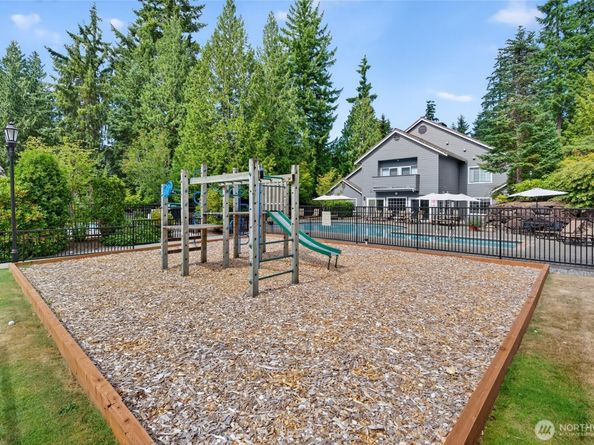 15433 Country Club Drive B102, Mill Creek WA 98012