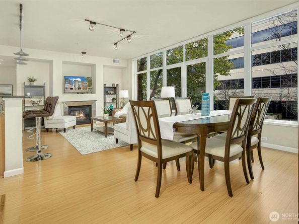 17 W Mercer Street 212, Seattle WA 98119