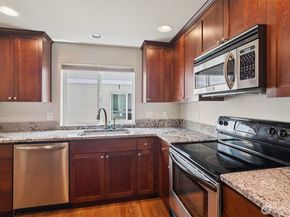 9211 Ashworth Avenue N B, Seattle WA 98103