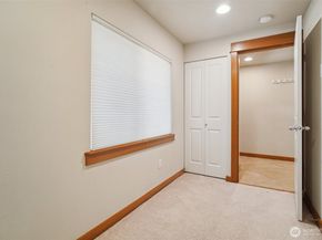 9211 Ashworth Avenue N B, Seattle WA 98103