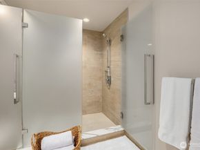 583 Battery Street 3802, Seattle WA 98121