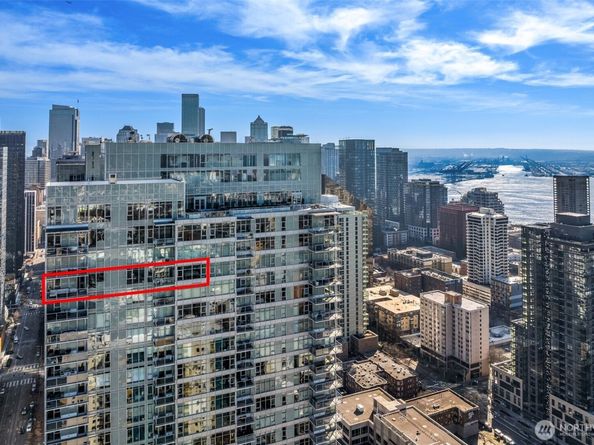 583 Battery Street 3802, Seattle WA 98121