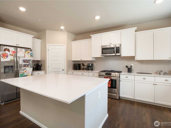 1041 Timberline Avenue, Bremerton WA 98312