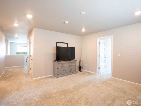 1041 Timberline Avenue, Bremerton WA 98312