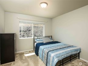 1041 Timberline Avenue, Bremerton WA 98312