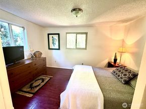 4016 Burton Place W, Seattle WA 98199