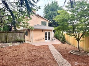4016 Burton Place W, Seattle WA 98199