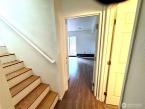 4016 Burton Place W, Seattle WA 98199