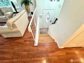 4016 Burton Place W, Seattle WA 98199