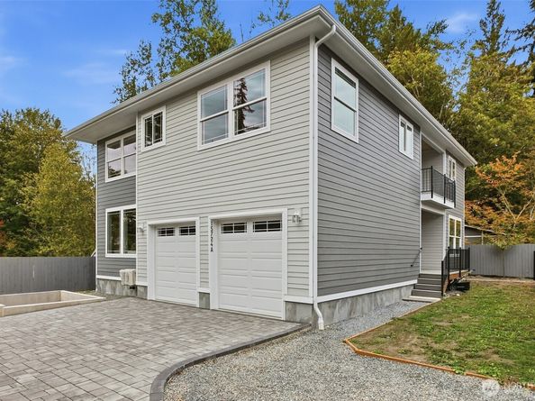 15724 king Place A, Lynnwood WA 98087