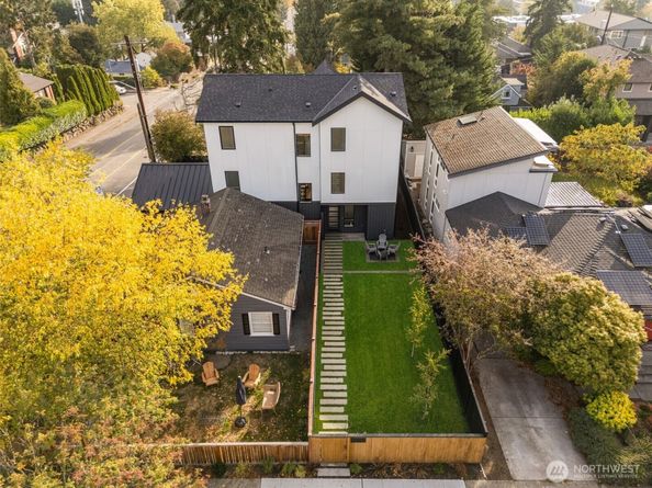 7358 33rd Avenue NE, Seattle WA 98115