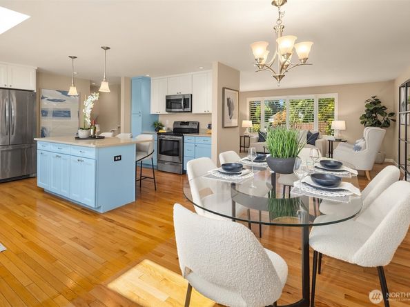 12943 NE 131st Street, Kirkland WA 98034