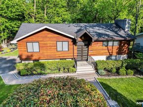 655 Floyd Street, Englewood Cliffs NJ 07632