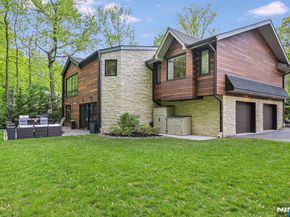 655 Floyd Street, Englewood Cliffs NJ 07632