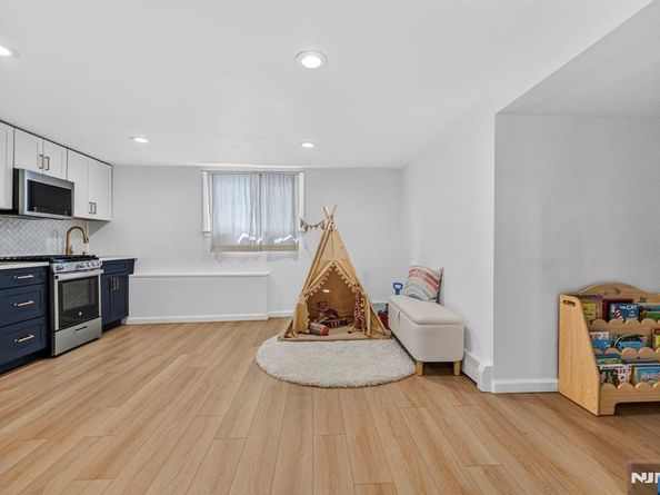 3 Prospect Avenue, Cliffside Park NJ 07010