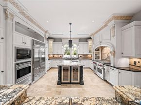 675 Summit Street, Englewood Cliffs NJ 07632