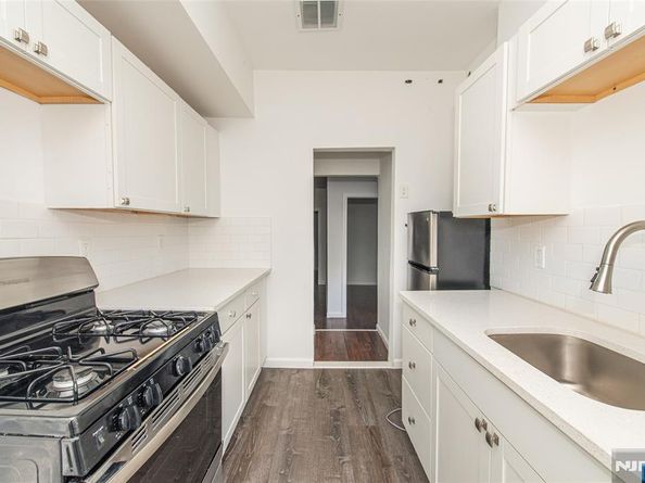 210 Nunda Avenue, Jersey City NJ 07306