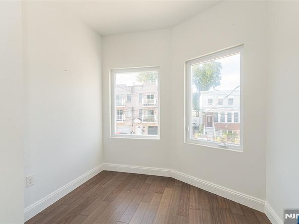 210 Nunda Avenue, Jersey City NJ 07306