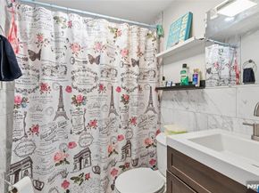 137A Dekalb Avenue, Jersey City NJ 07306