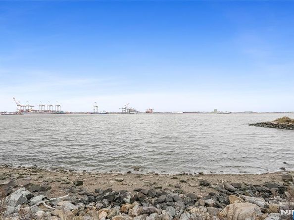 190 W 24th Street, Bayonne NJ 07002