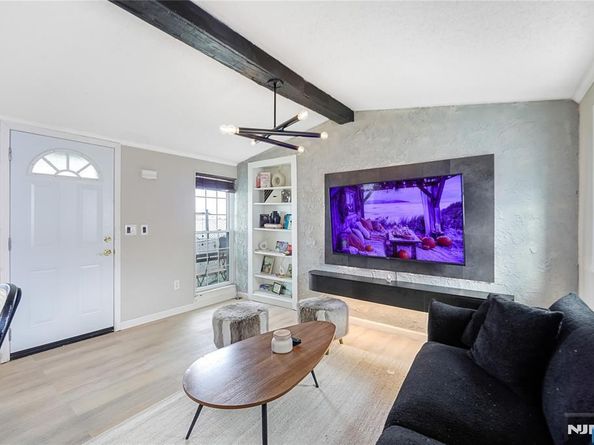 190 W 24th Street, Bayonne NJ 07002