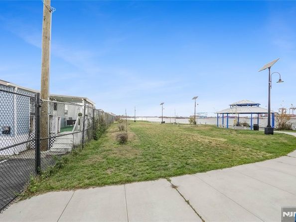 190 W 24th Street, Bayonne NJ 07002