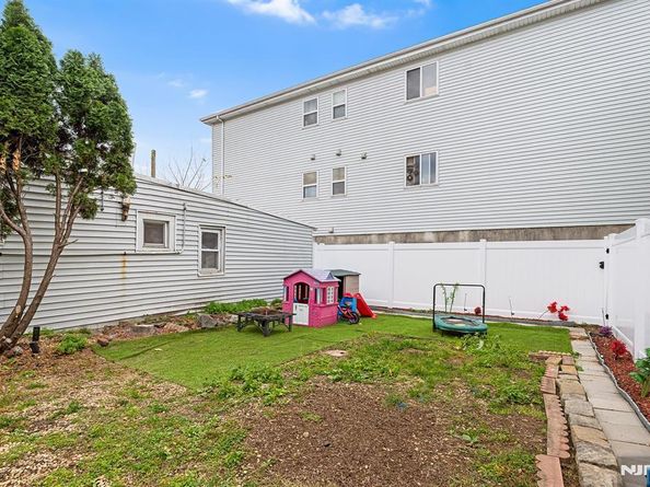 402 Cliff Street, Fairview NJ 07022