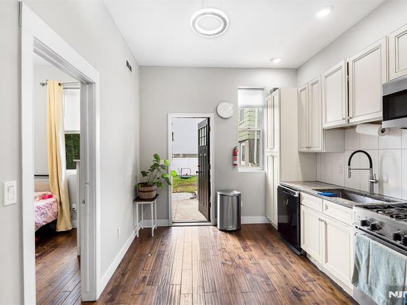 402 Cliff Street, Fairview NJ 07022