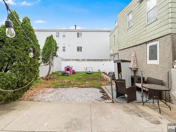 402 Cliff Street, Fairview NJ 07022