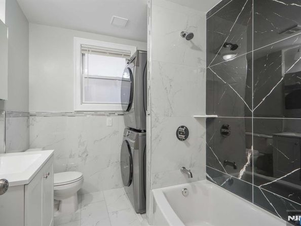 71 W 54th Street, Bayonne NJ 07002