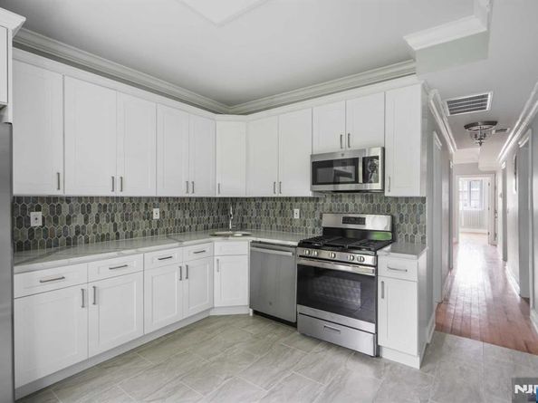 71 W 54th Street, Bayonne NJ 07002