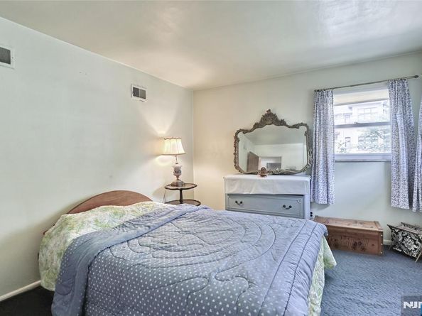 44 New Street, Englewood Cliffs NJ 07632