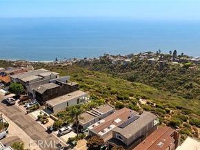 895 Quivera Street, Laguna Beach CA 92651