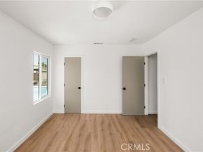 8051 Etiwanda Avenue, Reseda (los Angeles) CA 91335