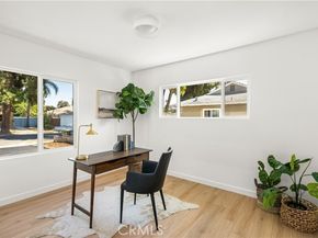8051 Etiwanda Avenue, Reseda (los Angeles) CA 91335