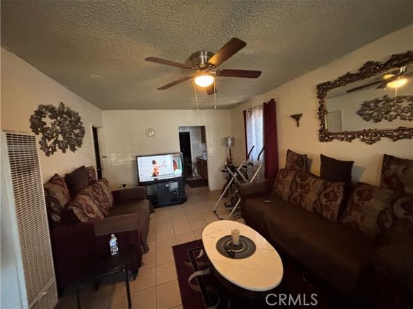 5746 Holmes Avenue, Los Angeles CA 90058