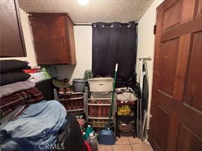 5746 Holmes Avenue, Los Angeles CA 90058