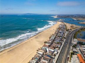 51 Surfside Avenue, Surfside (seal Beach) CA 90743