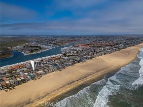 51 Surfside Avenue, Surfside (seal Beach) CA 90743