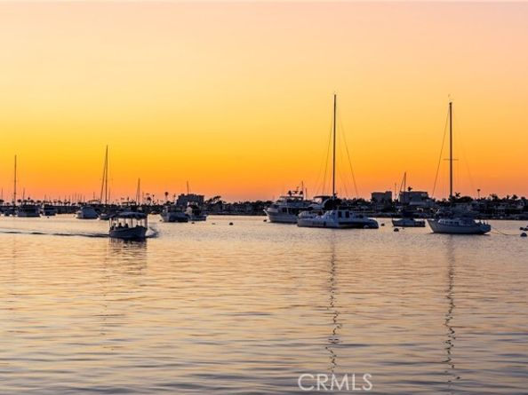 812 W Bay Ave, Newport Beach CA 92661