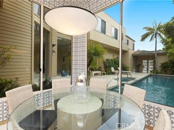 812 W Bay Ave, Newport Beach CA 92661