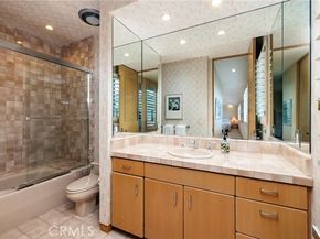 812 W Bay Ave, Newport Beach CA 92661
