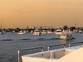 812 W Bay Ave, Newport Beach CA 92661