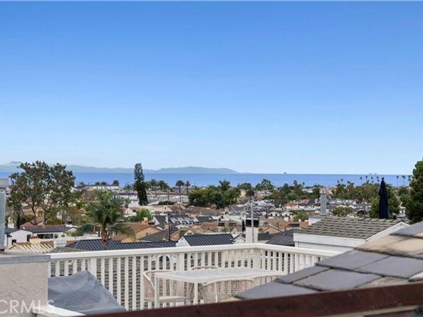 718 Poinsettia, Corona Del Mar (newport Beach) CA 92625