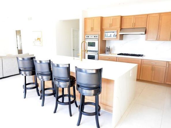 3721 donna, Carlsbad CA 92008