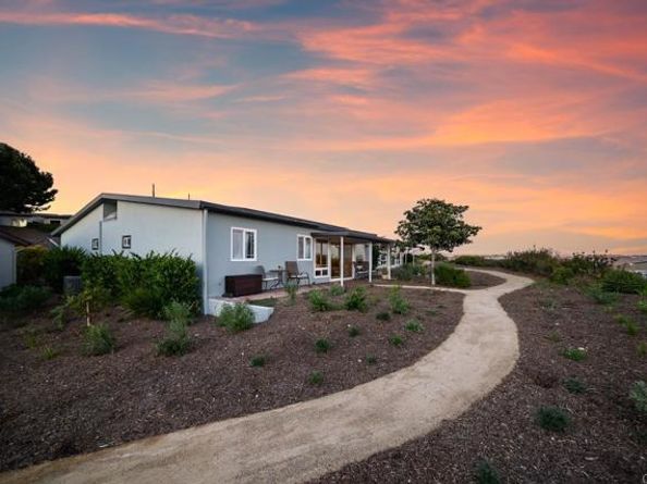 3890 Vista Campana 34, Oceanside CA 92057