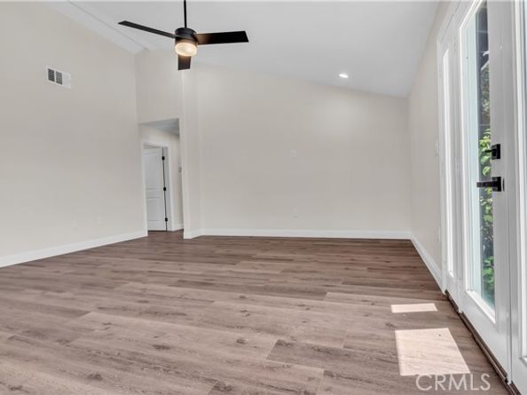 12524 Chanute Street, Pacoima (los Angeles) CA 91331