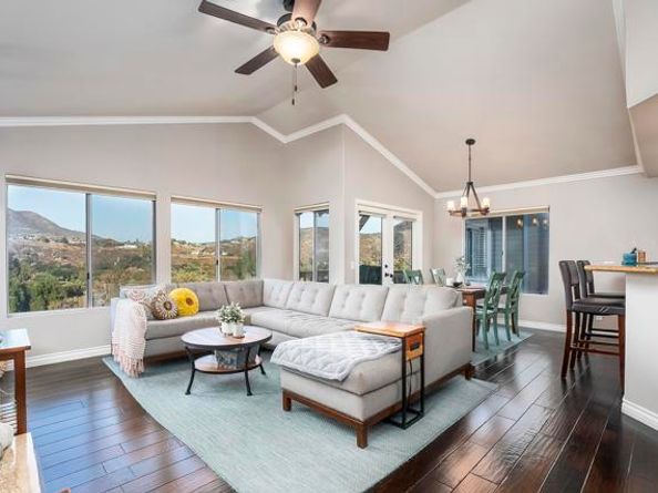 1357 Golden Harvest Ln, El Cajon CA 92019